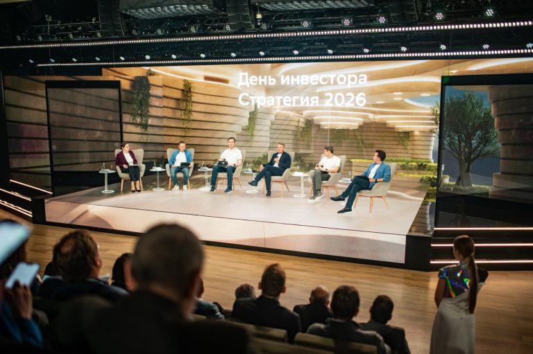 قاعدة عملاء الخدمات المصرفية المخصصة للأفراد لدى بنك «سبيربنك» سجّلت نمواً بواقع 10 ملايين عميل، بفضل تطبيق استراتيجيته للأعوام 2021-2023، ويستهدف توزيع حصص تبلغ نسبتها الإجمالية 50% من صافي الربح، وذلك كجزء من استراتيجية العام 2026