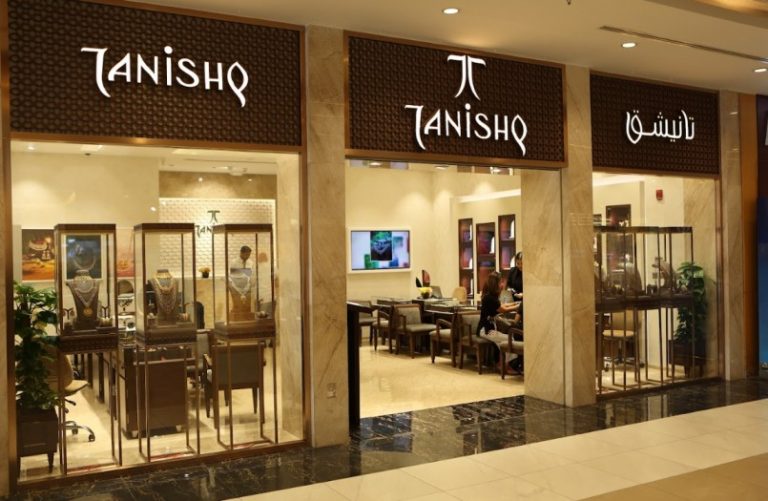 قطاع المجوهرات في قطر يتألق بافتتاح متجرين لتانيشك في يوم واحد